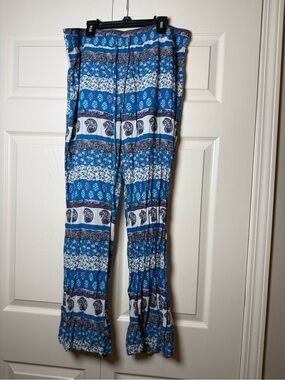 American Eagle Boho‎ Fun Patterned Pants